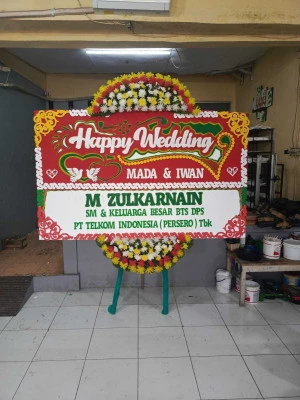 Papan Bunga di Cempaka Putih Barat